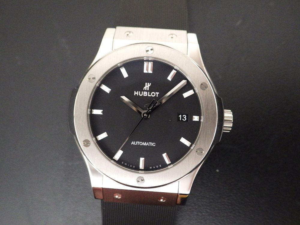 修理実例　ウブロ　クラシックフュージョン　N542.NX.1171.RXBK　CASE#14411